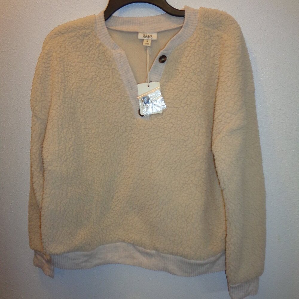 a.n.a. Women's Faux Fur  Cream Long Sleeve Polyester Sweater Size Medium NWT